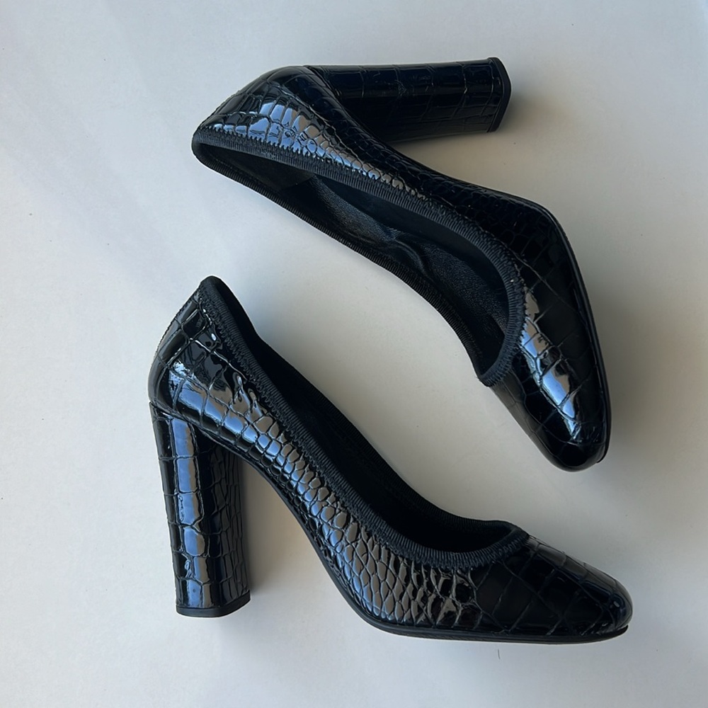 Prada black print pumps
